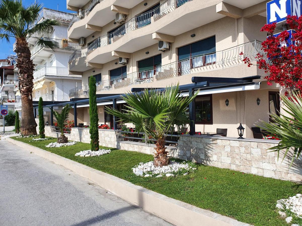 Paralía Tropicana מראה חיצוני תמונה
